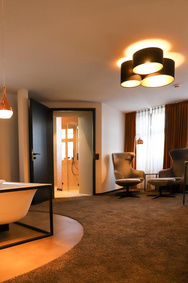 Boutiquehotel Burg Adenbach & Alter Weinbau Bad Neuenahr-Ahrweiler Bagian luar foto